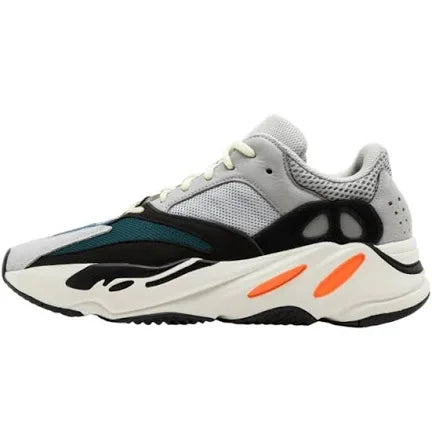 Adidas Yeezy Boost 700